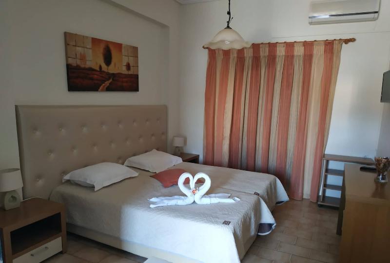 Eleni'S Garden & Castello Suites Alykanas  Zewnętrze zdjęcie