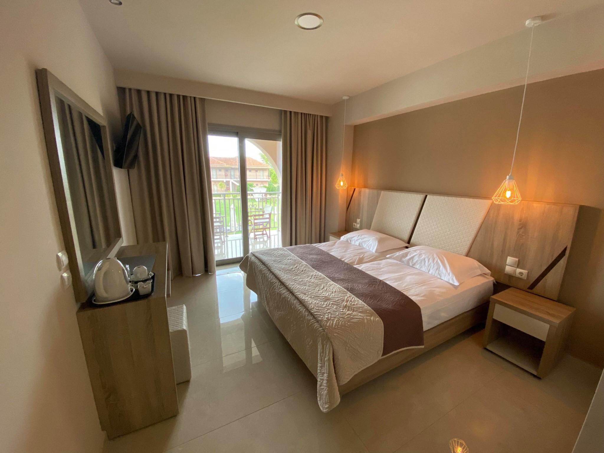 Eleni'S Garden & Castello Suites Alykanas  Zewnętrze zdjęcie