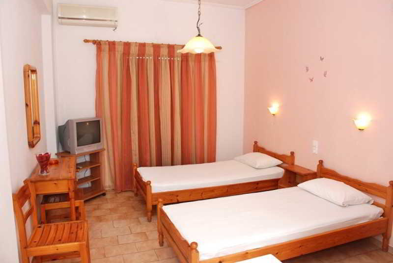 Eleni'S Garden & Castello Suites Alykanas  Zewnętrze zdjęcie