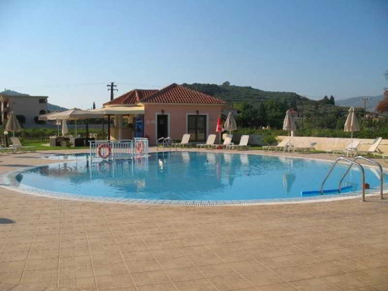 Eleni'S Garden & Castello Suites Alykanas  Zewnętrze zdjęcie